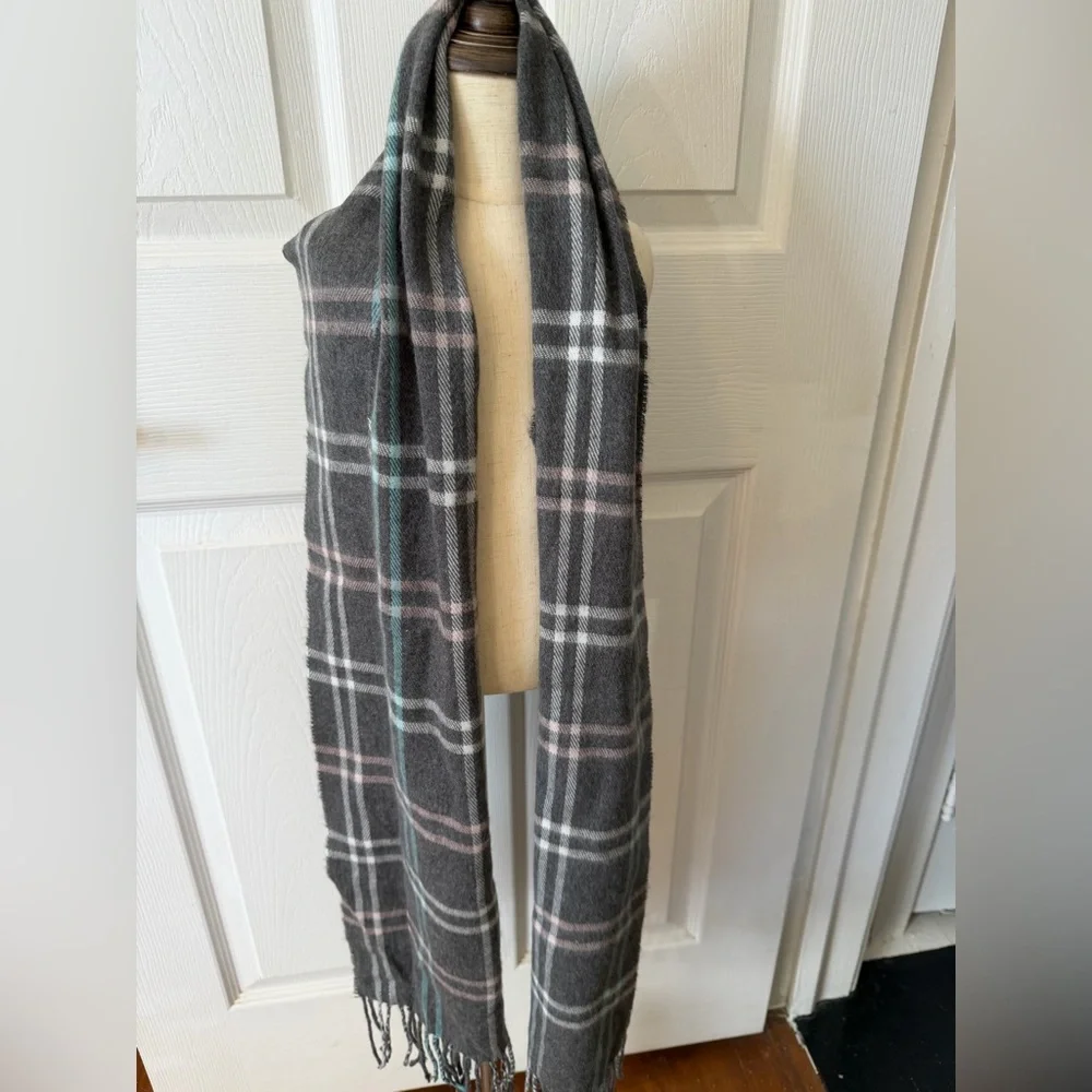 Cejon gray plaid Italian scarf - Picture 4 of 10